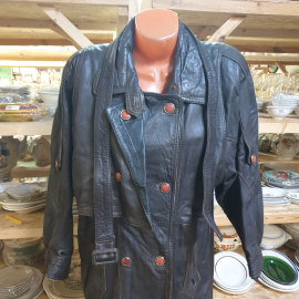 Плащ кожаный с ремнем "Leather. Pak Antilop", размер s, длина 115 см, полуобхват 60 см. Винтаж.. Картинка 2
